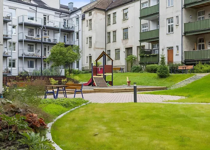 Stylish & Modern Apartment, In Centre !