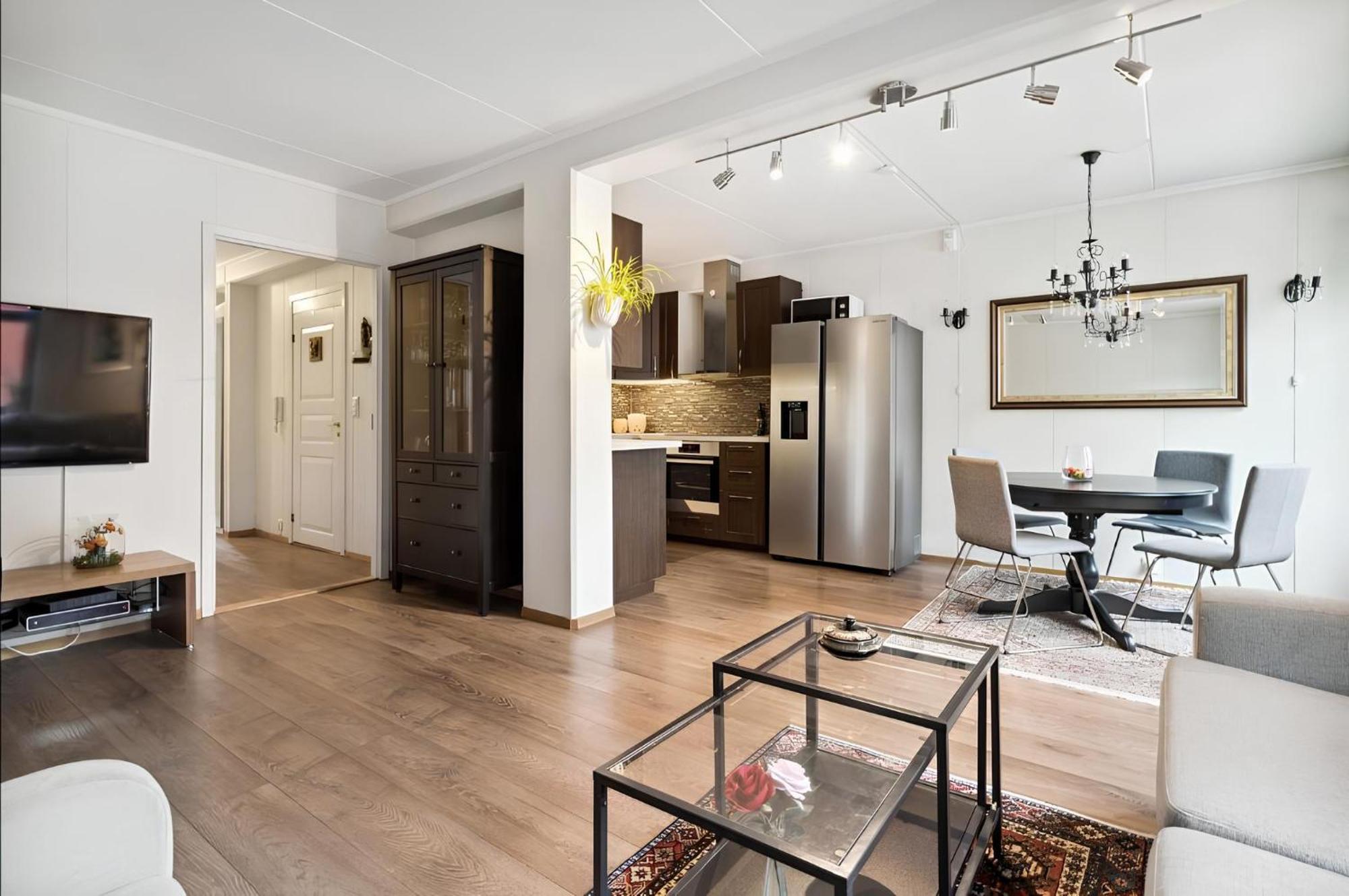 Stylish & Modern Apartment, In Centre, Free Parking Spot ! Trondheim